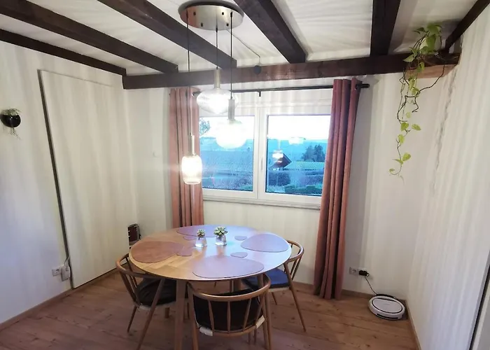 Kleines Haus Im Grünen * Furth (Lower Bavaria)